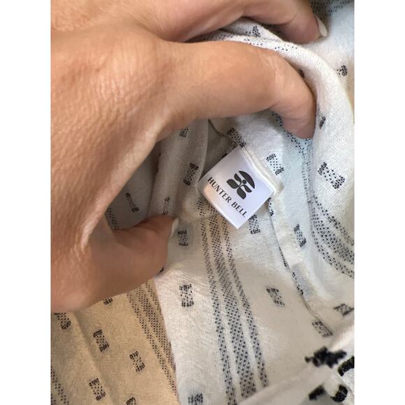 NEW Hunter Bell Ezra Long Sleeves Collared Dot Fringe Button Top in White/Black - Picture 5 of 7